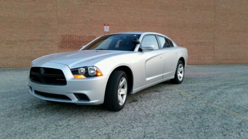 2011 dodge charger police package - v - 8  hemi  - interceptor nice !!!