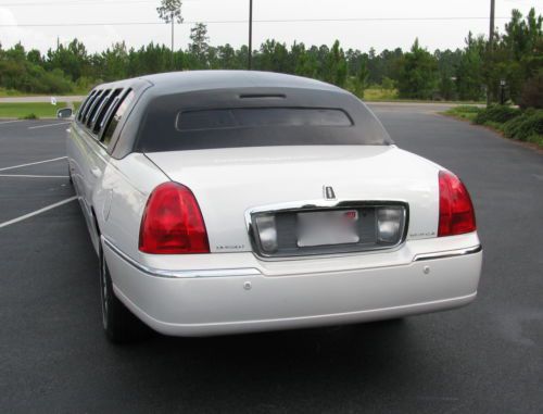 2003 Lincoln Town Car 180' Stretch Limousine White/Black Top, US $26,000.00, image 3