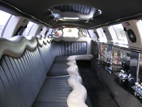 2003 Lincoln Town Car 180' Stretch Limousine White/Black Top, US $26,000.00, image 5