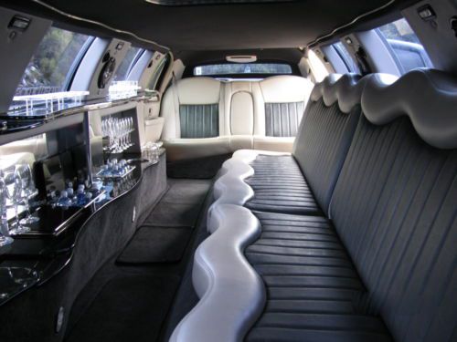 2003 Lincoln Town Car 180' Stretch Limousine White/Black Top, US $26,000.00, image 6