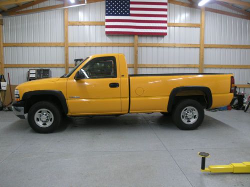 2001 Silverado 2500 HD 6.0 LTR engine 48,000 Miles. 2nd Owner Super clean., image 2