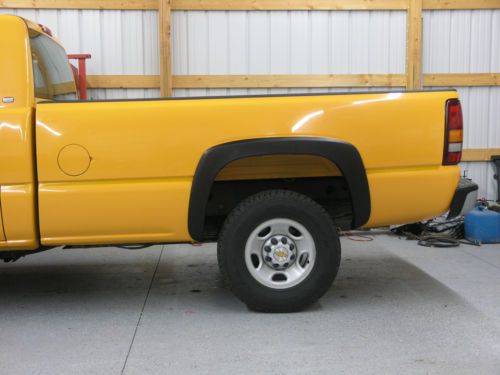 2001 Silverado 2500 HD 6.0 LTR engine 48,000 Miles. 2nd Owner Super clean., image 14
