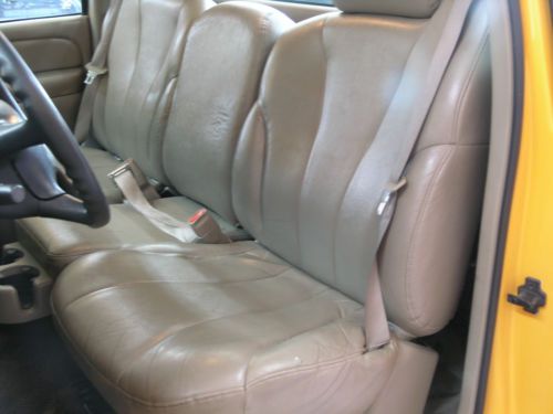 2001 Silverado 2500 HD 6.0 LTR engine 48,000 Miles. 2nd Owner Super clean., image 21