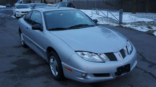 2004 pontiac sunfire coupe automatic all original 4,775 miles elderly owned rare