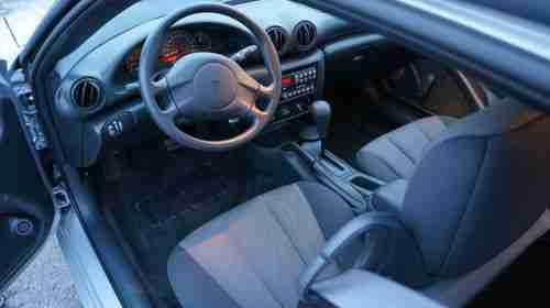 2004 Pontiac Sunfire Coupe Automatic All Original 4,775 miles Elderly Owned RARE, image 3
