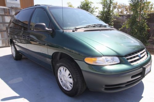 1998 plymouth grand voyager se 117k low miles automatic 6 cylinder  no reserve