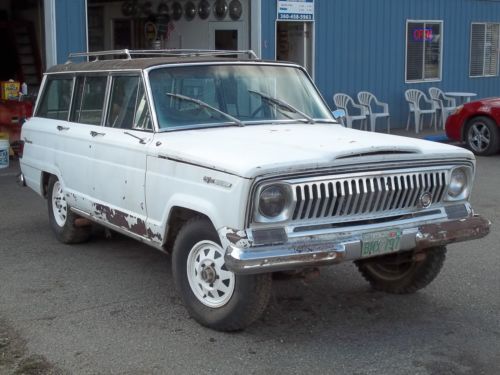 1969 kaiser-jeep wagoneer