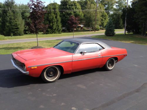 1972 plymouth barracuda base 5.2l