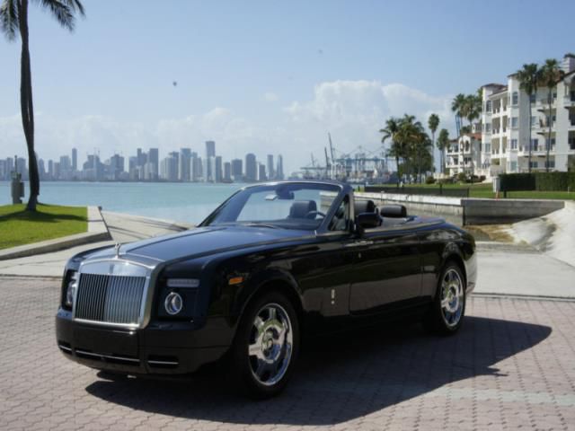 Rolls-royce phantom drophead