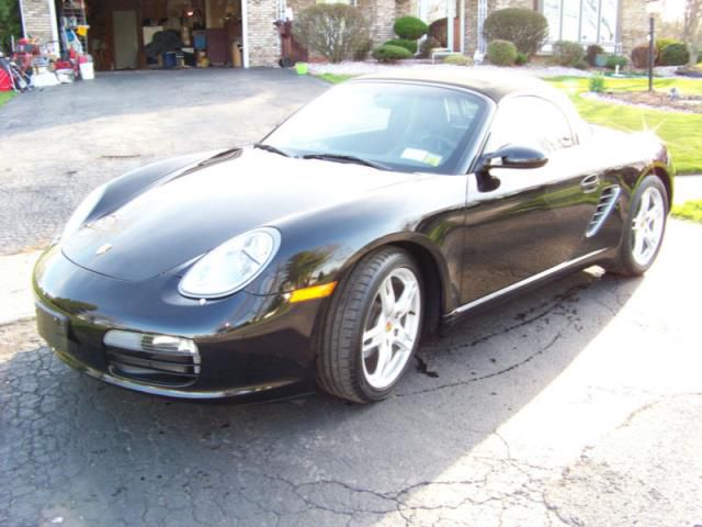 Porsche boxster base convertible 2-door