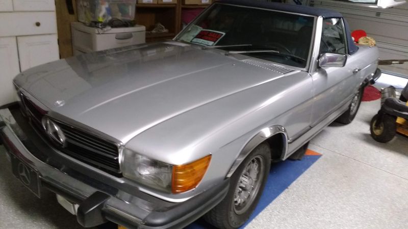 1984 mercedes benz 380 sl roadster $17,900
