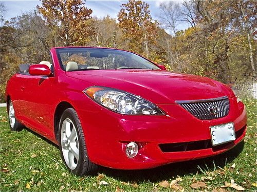 Solara convertible 2005 very low milage / excellent condition