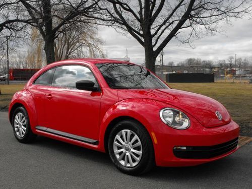 2012 volkswagon beetle - only 7k miles - full warranty!! best color!! $ave $ave