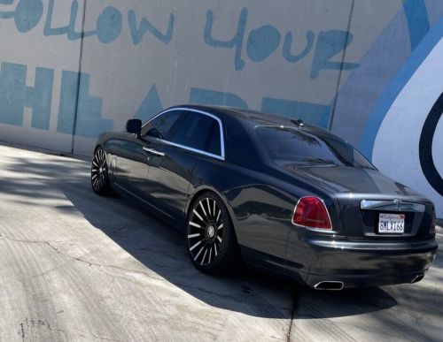 2011 rolls-royce ghost