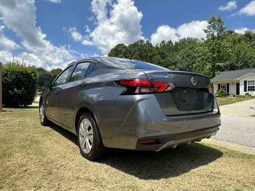 2020 nissan versa s
