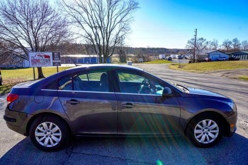 2011 chevrolet cruze 4dr sdn ls