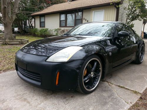 2003 nissan 350z track coupe 2-door 3.5l