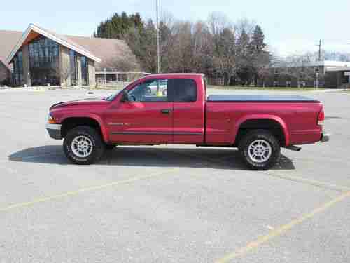 Purchase Used 1997 Dodge Dakota Slt Extended Cab Pickup 4x4 4 Wheel Drive Truck V8 In Butler