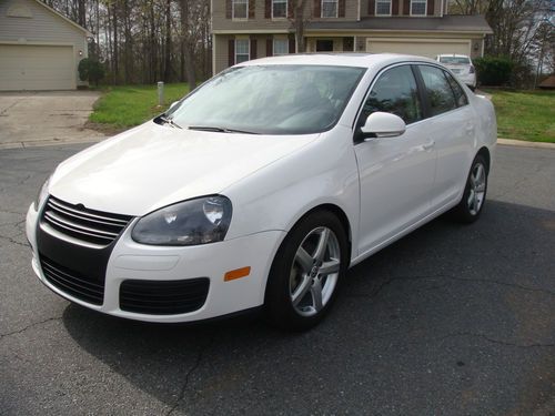 Vw jetta tdi diesel, k&amp;n, very clean car, low miles, gas saver, cool look