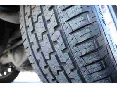 Limited 4X4 V8 SUV 4.7L CD Leather Sunroof Heated Seats Dual Climate Tow Package, image 14