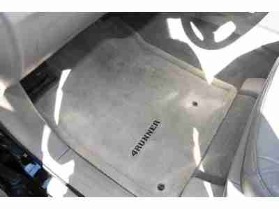 Limited 4X4 V8 SUV 4.7L CD Leather Sunroof Heated Seats Dual Climate Tow Package, image 21