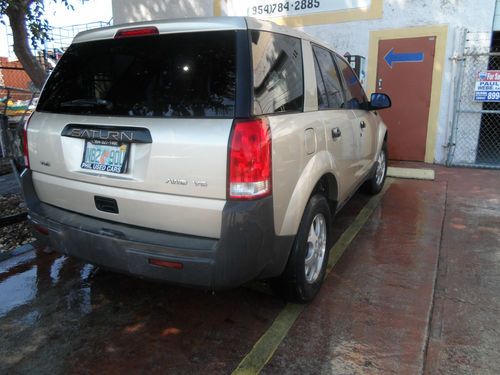 2002 saturn vue base sport utility 4-door 3.0l, low miles, automatic