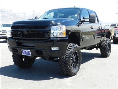 Crew cab ltz 4x4 duramax diesel allison custom new lift wheels tires nav roof