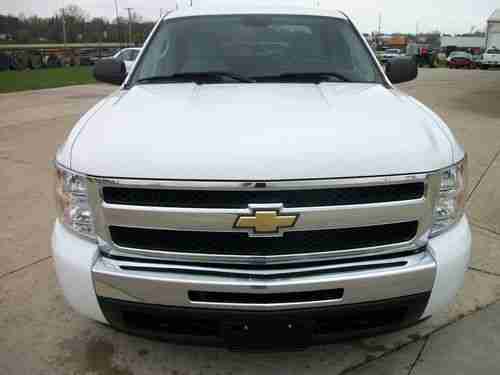 2010 Chevrolet Silverado LT Crew Cab 4wd No Reserve! 46240 miles, image 2