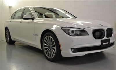 12934 miles / alpine white / luxury seating / heads up display / camera / 19"s