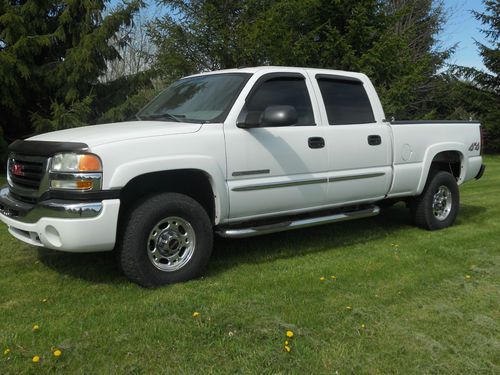 2004 gmc sierra 2500 hd slt crew cab pickup 4-door 8.1l