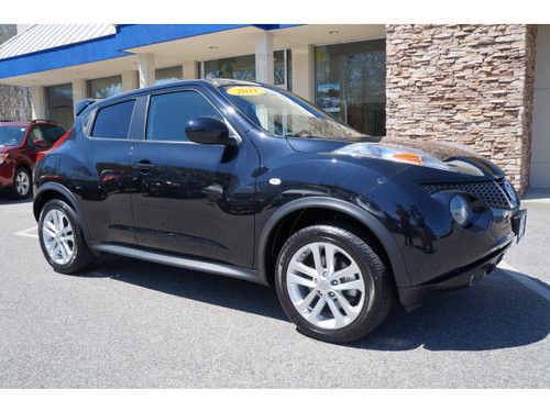 Stop!! l@@k 2011 nissan juke sl awd w/ navigation