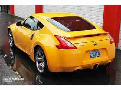 Chicane Yellow, Sport Package, 6-Speed Manual, 19