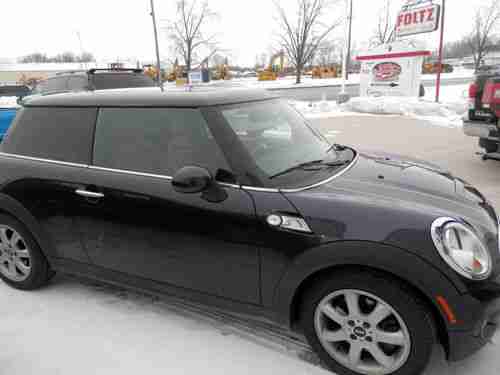 2007 Mini Cooper S type, image 2