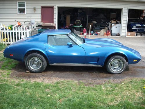 1977 corvette l-48 350 with t-tops