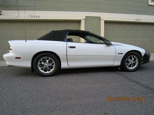 1994 chevrolet camaro z28 convertible - 6 spd lt1-350  - excellent condition!!