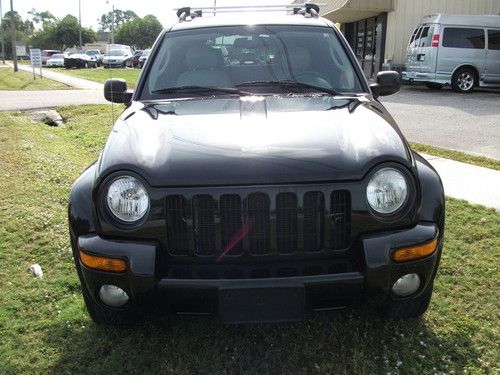 2003 Jeep Liberty 4X4 Limited, image 2