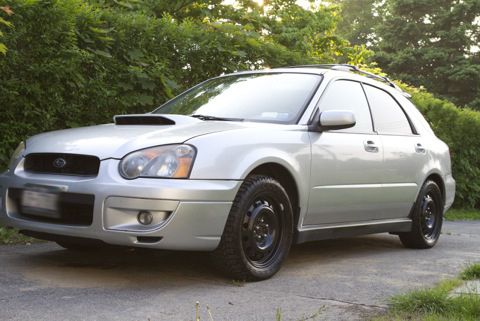 2004 subaru impreza wrx wagon 4-door 2.0l turbo awd stock no mods daily driver