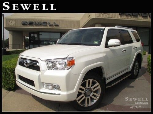 2013 4runner limited 4x4 navigation 1-owner only 2k miles! clean!