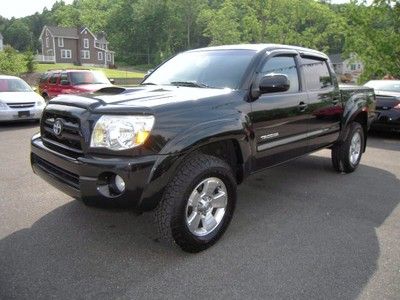 2006 tacoma sr5 crew cab, auto, 4.0l, 4wd, trd sport pkg, tow pkg, black