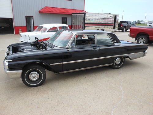 1961 Ford Fairlane, image 3