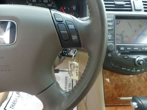 2004 Honda Accord EX Sedan 4-Door 3.0L, image 17