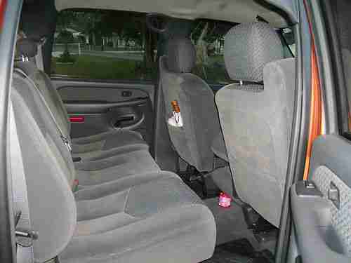 2004 Chevy avalanche, four door, orange,, image 9