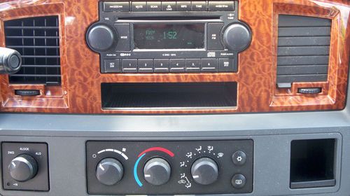 2006 Dodge Ram 1500 SLT Extended Crew Cab Pickup 4-Door 5.7L, image 23