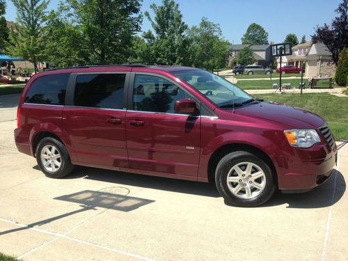 2008 chrysler town and country navi dvd signature series 52k fully loaded