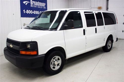 2005 chevrolet express desk work van mobile office