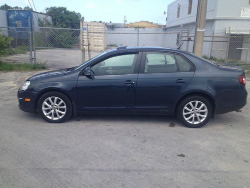 2010 volkswagen jetta s sedan 4-door 2.5l