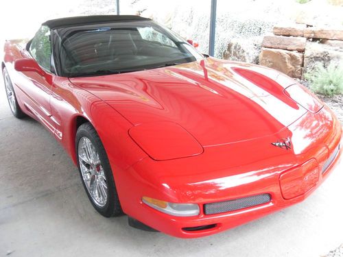 2000 chevrolet corvette base convertible 2-door 5.7l