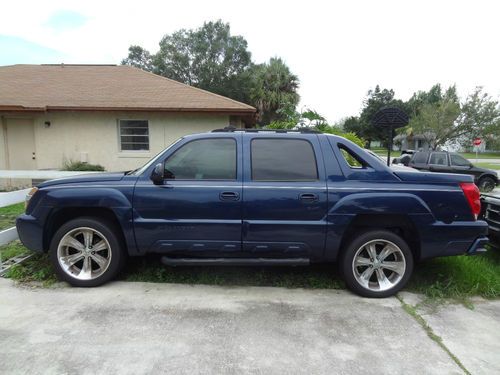 2002 chevrolet avalanche 1500 base crew cab pickup 4-door 5.3l