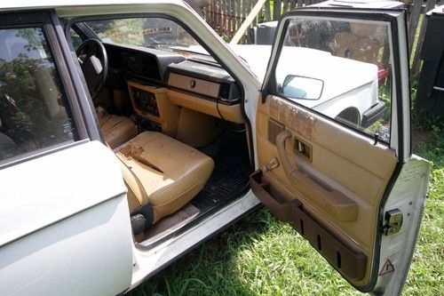 1983 Volvo 240 Wagon (245) Parts or project, image 4