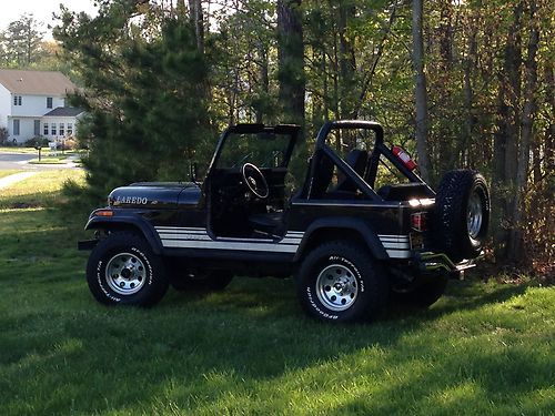 JEEP CJ-7 CJ7 1984 LAREDO RARE BLACK ON BLACK, image 2